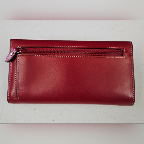 Lodis Elegant Red Leather Checkbook Wallet - Picture 2 of 10